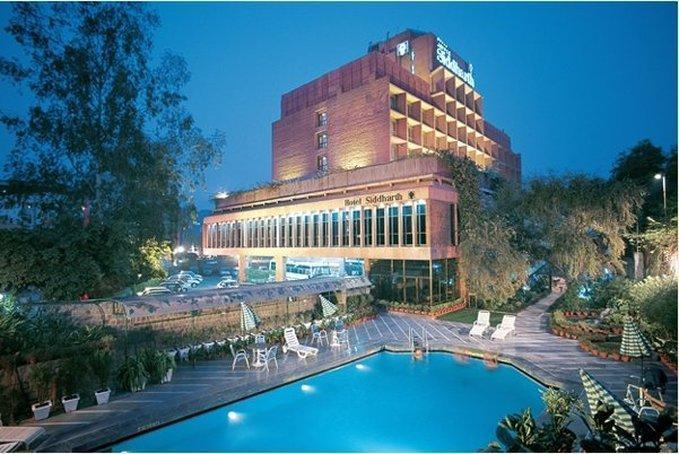 Hôtel Jaypee Siddharth à New Delhi Extérieur photo